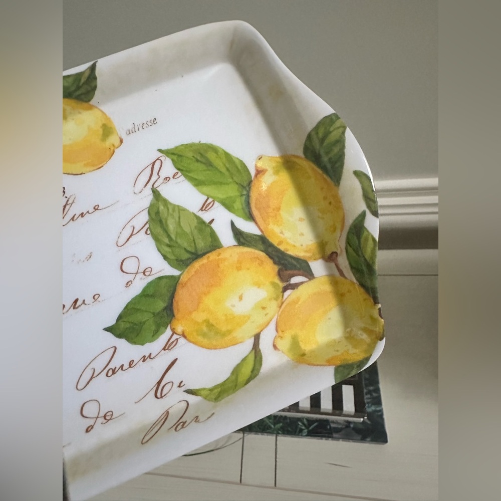 Set of 2 Nicole Miller Lemon Melamine Serving Trays Lemon Print - Picture 5 of 7